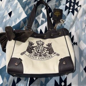 Juicy Couture Black and Cream Shoulder Bag
